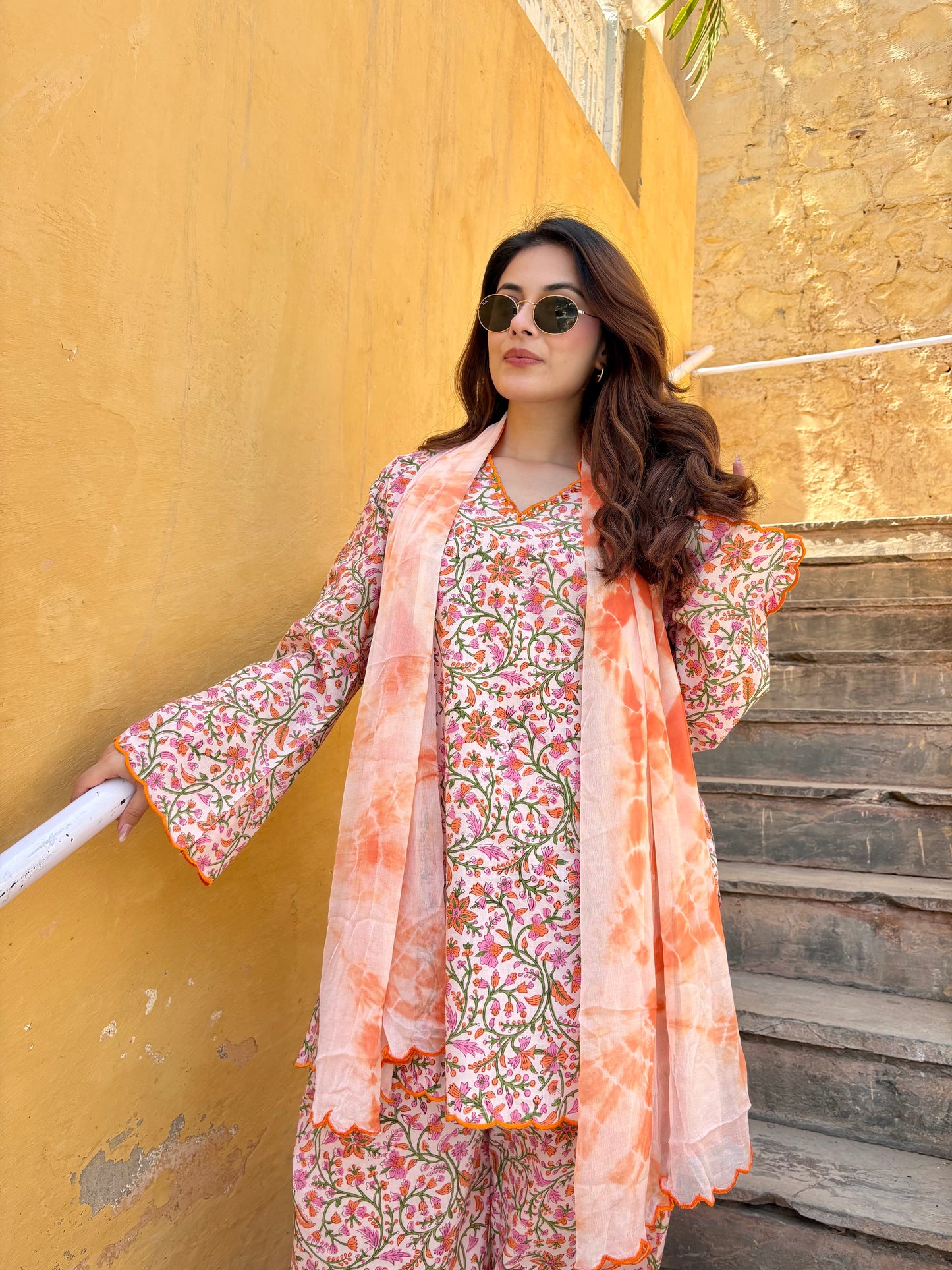 Hairat Peach Farshi Set